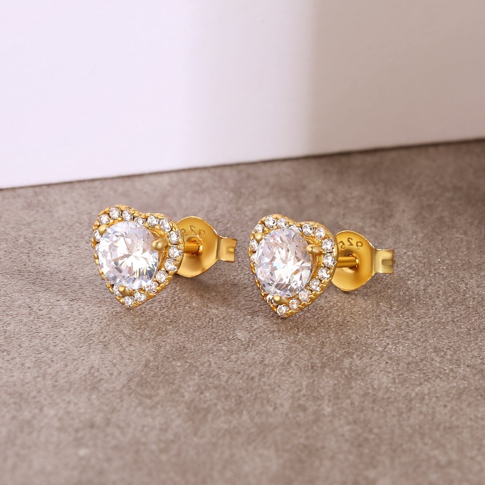 Heart-shaped Stud Earrings CZ Stone in 14K Gold / White Gold