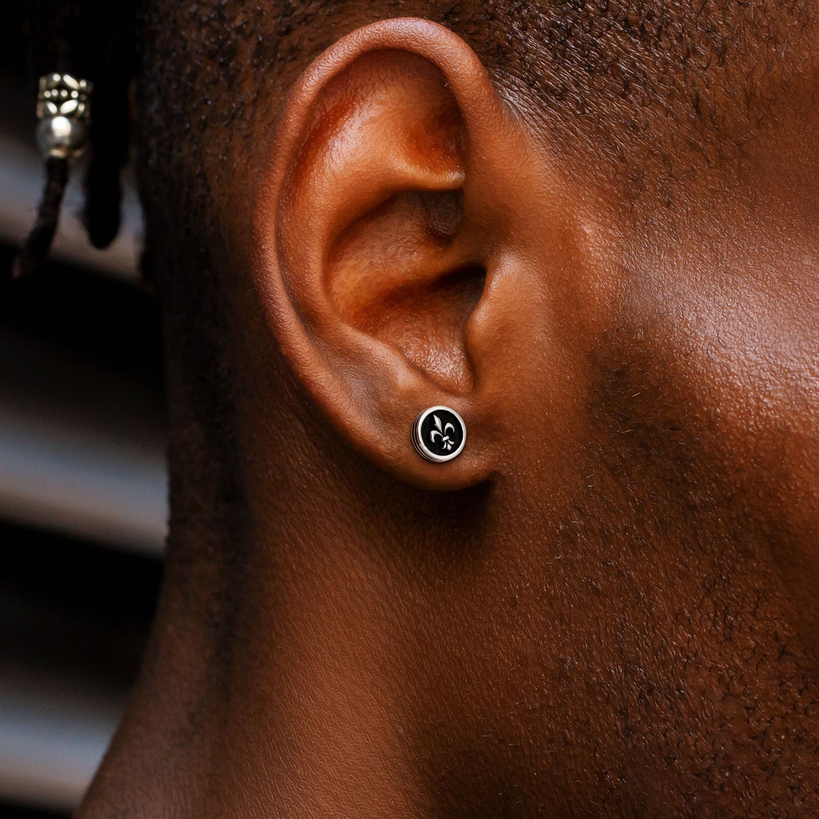 Wholesale Men's Earrings Stud Earrings 9mm Fleur de lis Black Earrings for Men